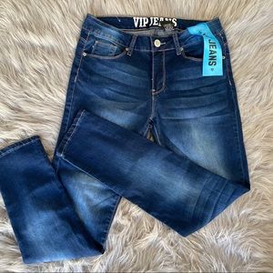 Women’s skinny jeans